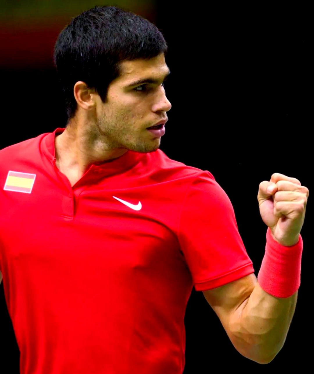 美网险胜拉沃尔杯,阿尔卡拉斯点燃赛场 美网险胜拉沃尔杯,阿尔卡拉斯点燃赛场